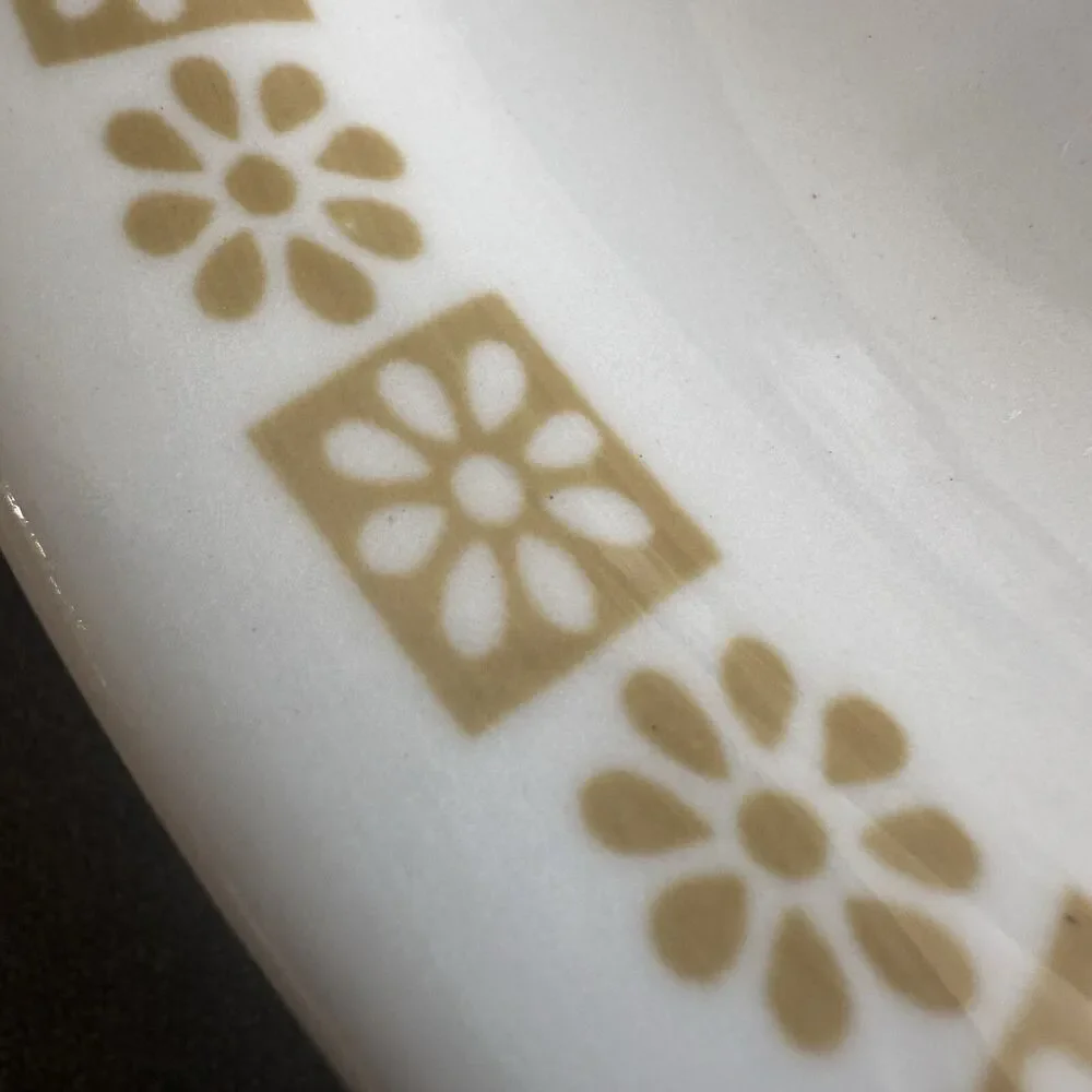 Vintage Shenango China Restaurant Ware Oval Plate Gold Daisy Floral Rim 9.5”